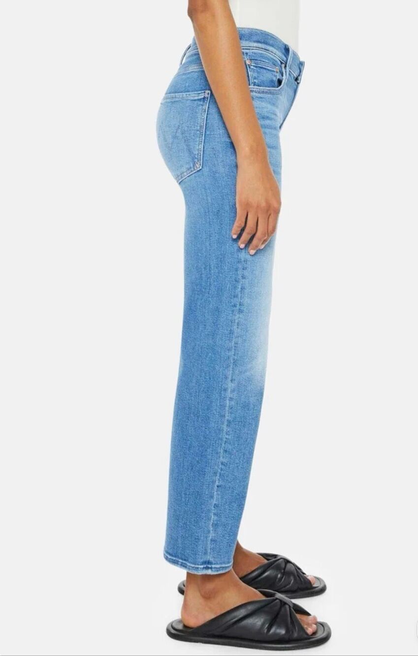 Mother Denim Lil Rambler Zip Flood | Out of the Blue in 27 - Picture 2 of 9